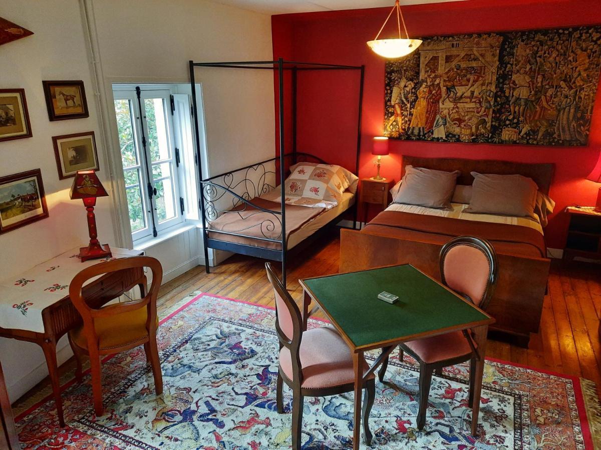 Les Cedres Bed & Breakfast มงเตกู ภายนอก รูปภาพ
